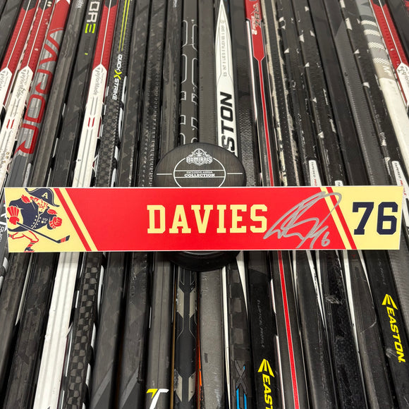 DAVIES FX-RED 21-22 SIGNED NAMEPLATE